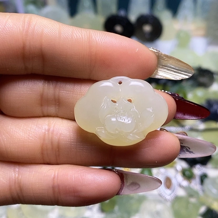 【闪购商品】蛇纹石玉颈饰未镶嵌