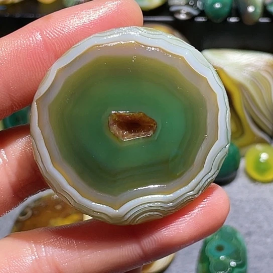 【闪购商品】玛瑙珠宝奇石未镶嵌刘*生