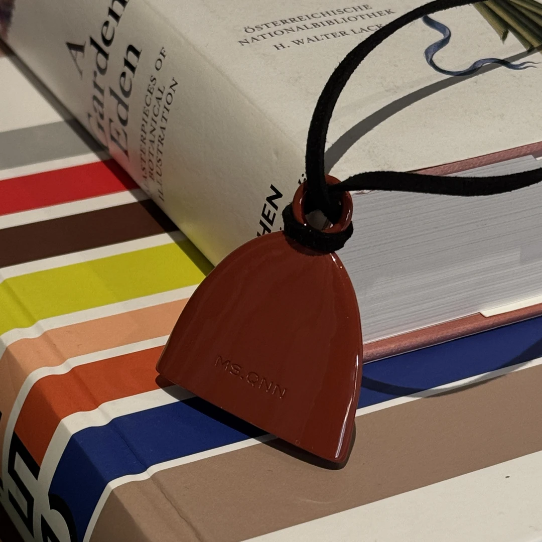 Ms.Qnn 非金属棉绳项链 “半月”设计感百搭高级感吊坠 26FS022 Q姐