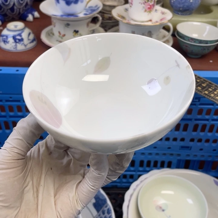 他家瓷器真美…开播了