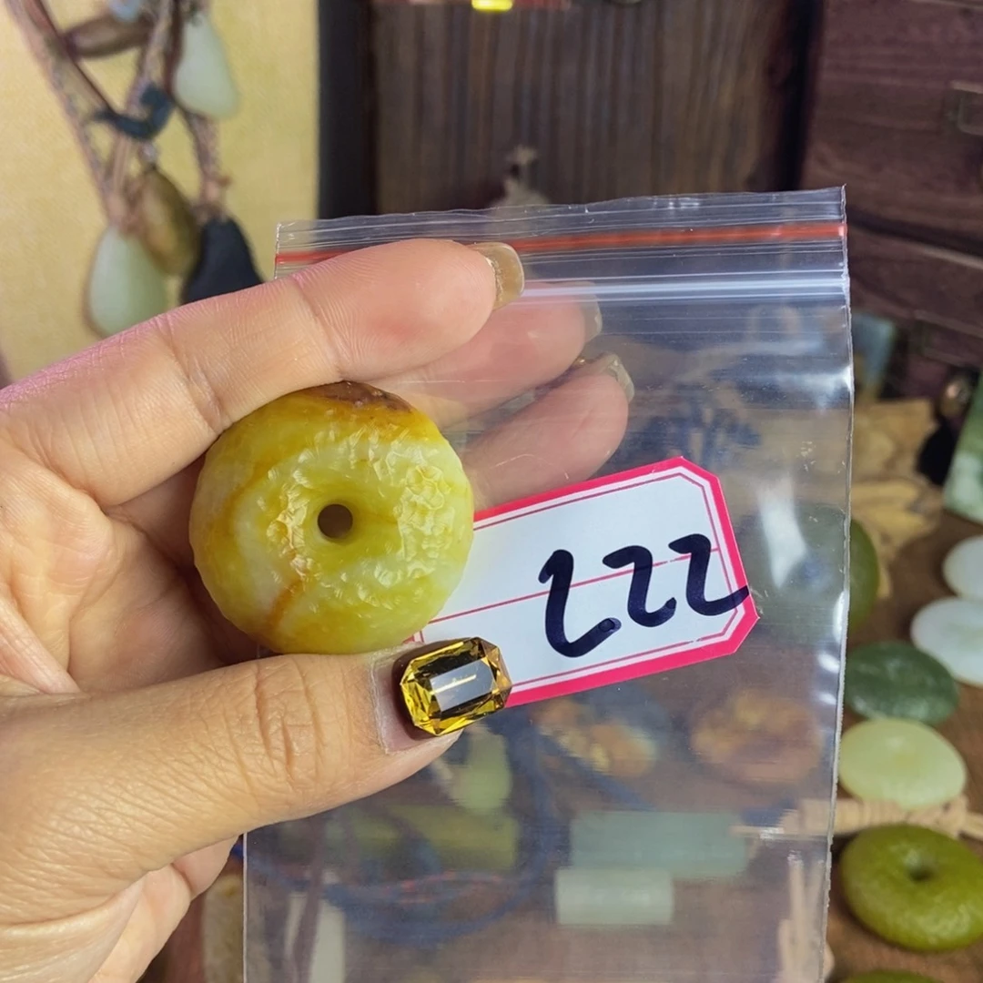 蛇纹石玉手链未镶嵌顺*?