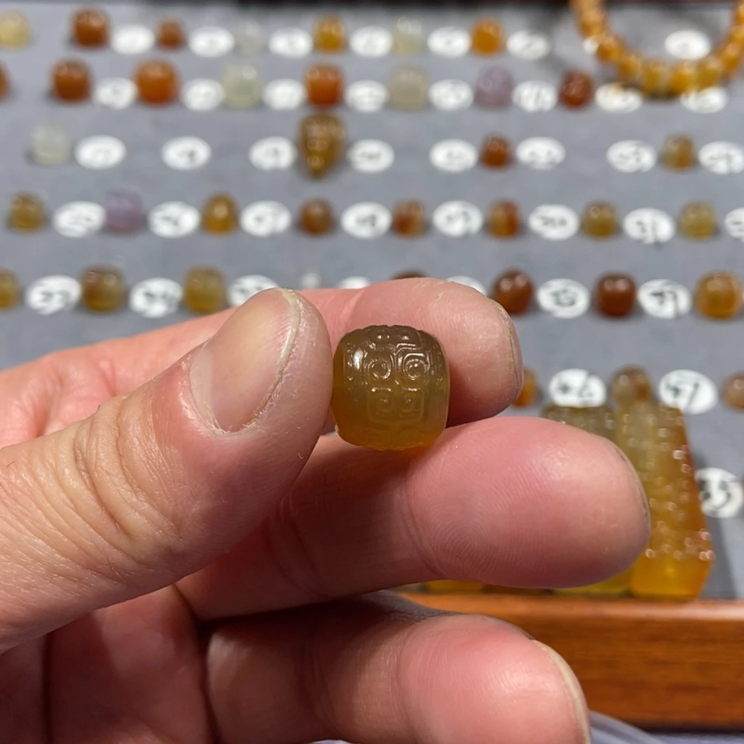 朗***能玛瑙/玉髓合金颈饰珠