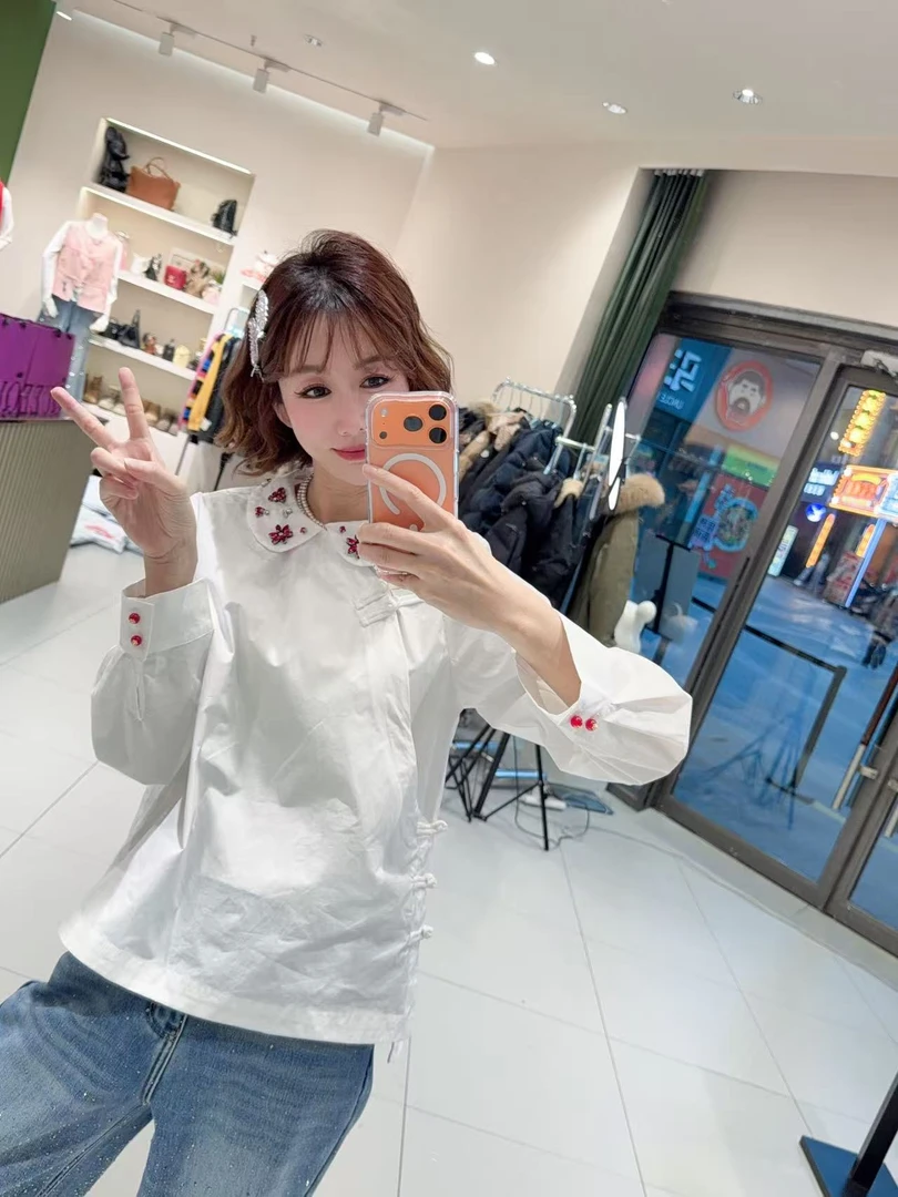 女皇【珠花楹光 重工钉珠娃娃领甜美减龄国风盘扣内搭】衬衫