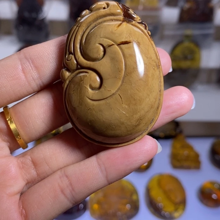 未镶嵌琥珀琥珀画