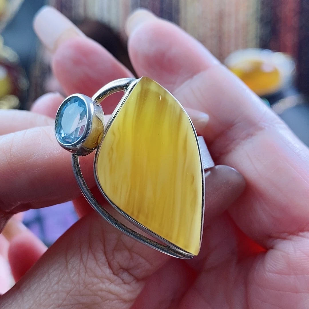 银S925镶嵌琥珀戒指戒指