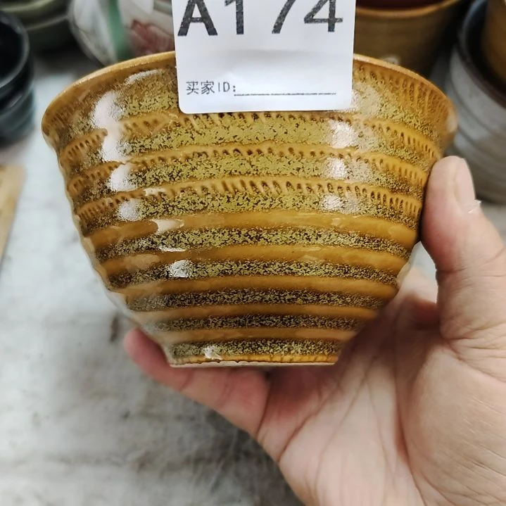 瓷片瓷器，各种摆件，瓷片，