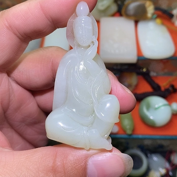 和田玉（糖玉）未镶嵌颈饰