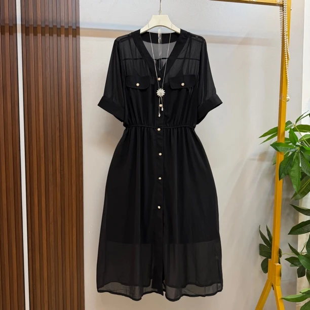 新款大码女装时尚气质V领钮扣装饰显瘦连衣裙吊带两件套套装