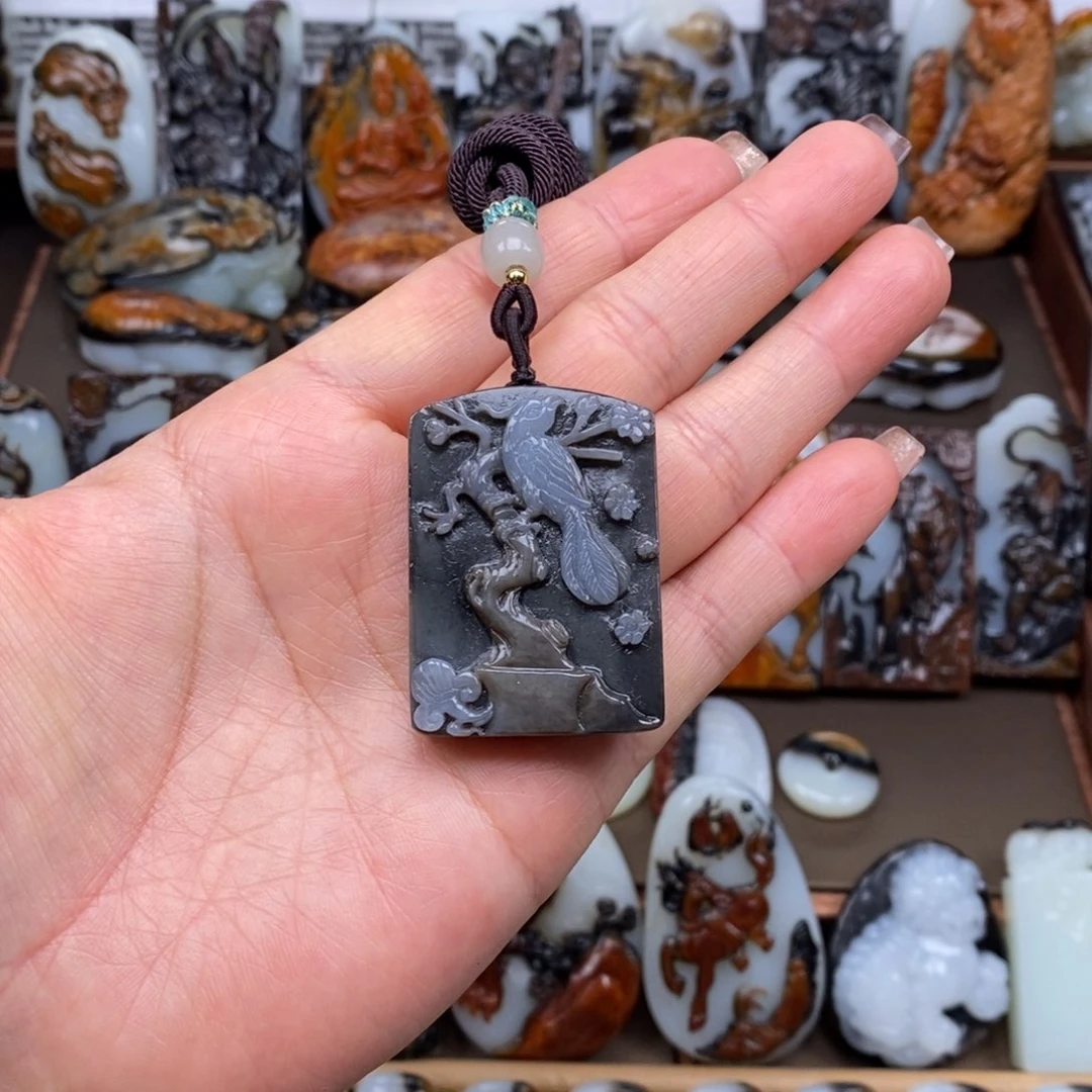 颈饰未镶嵌和田玉