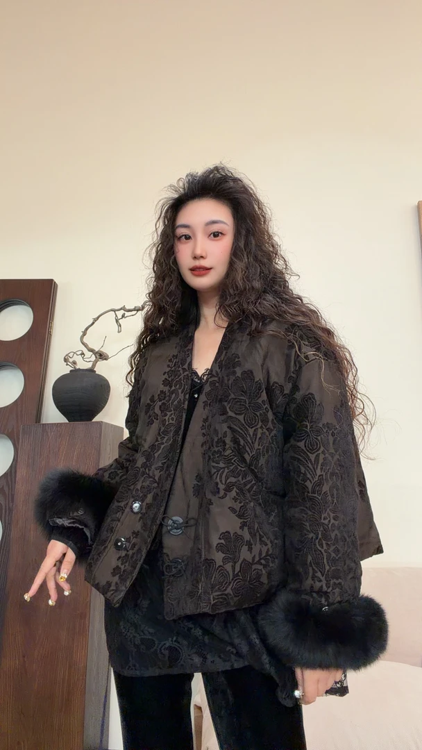 museguhui/木色古汇5307#复古气质贵妇百搭时尚重工羽绒服