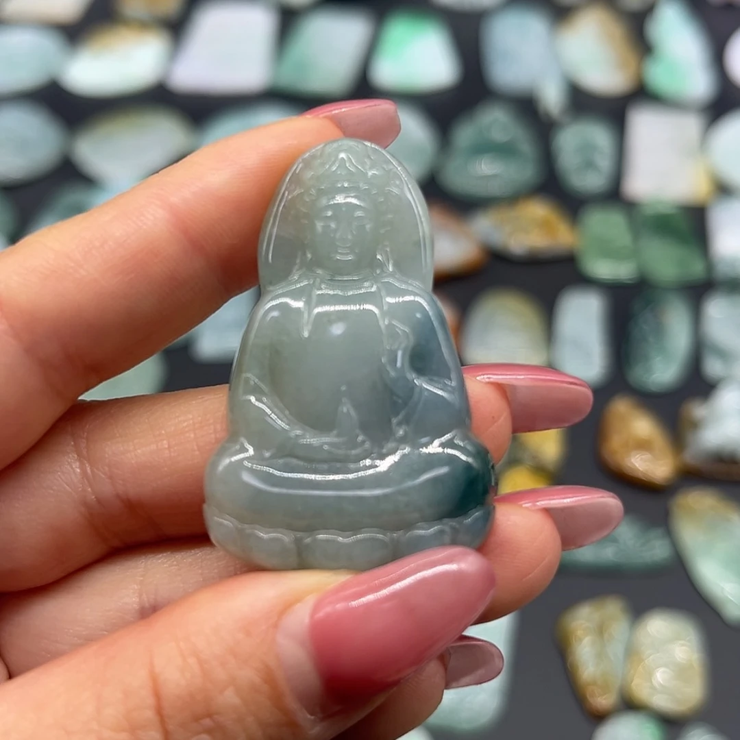 【闪购商品】翡翠颈饰未镶嵌观音