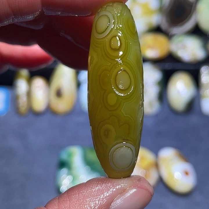 玛瑙/玉髓未镶嵌珠宝奇石