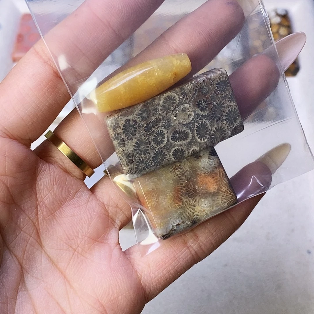 查罗石合金颈饰L*Y