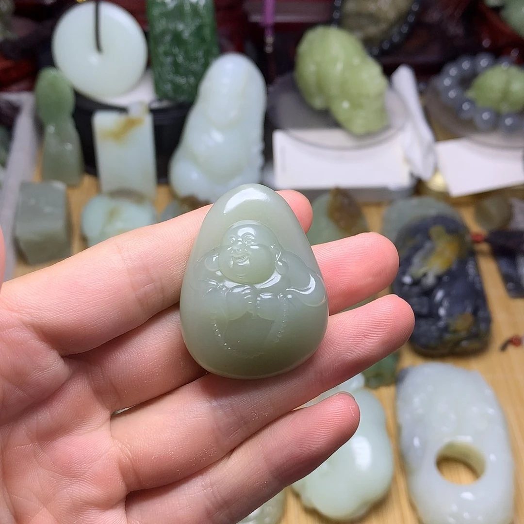 和田玉未镶嵌挂件