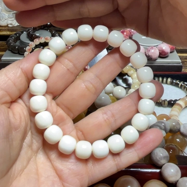 石英石铁合金猪牙手串