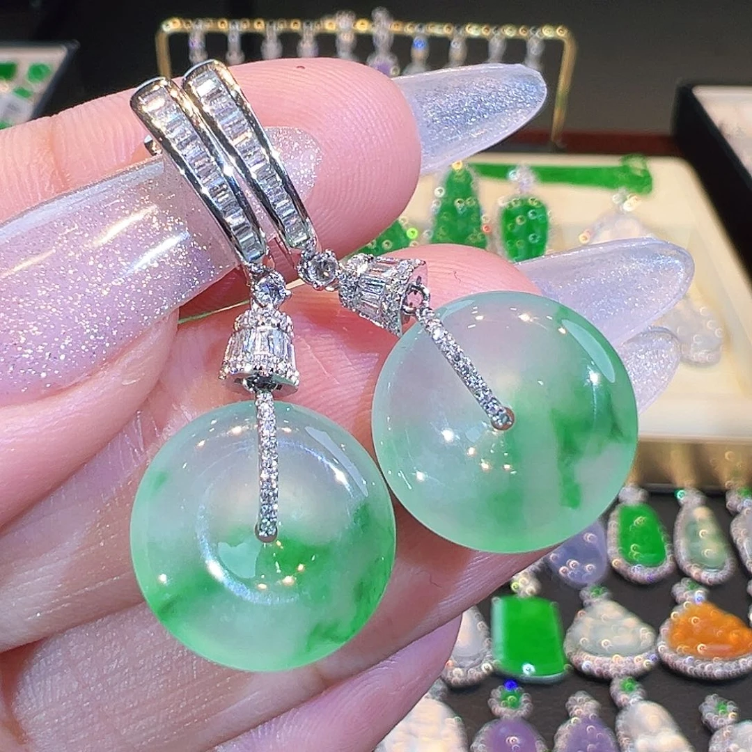 翡翠耳环18K金镶嵌翡翠