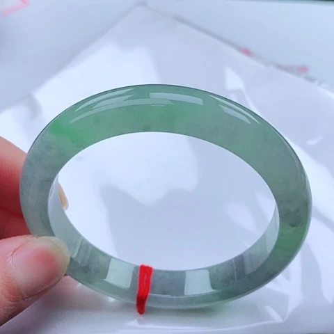 翡翠手镯未镶嵌53 号翡翠手镯