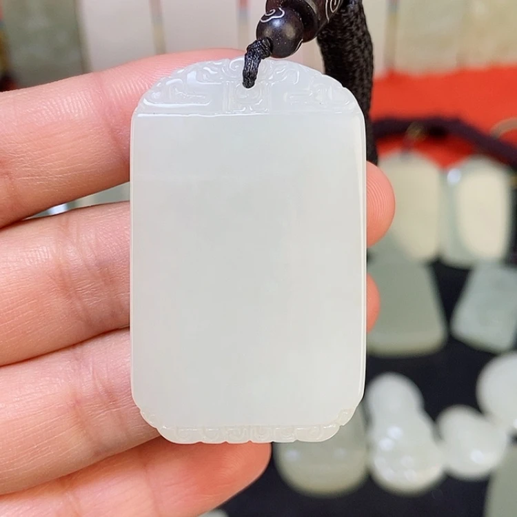 【闪购商品】颈饰未镶嵌和田玉