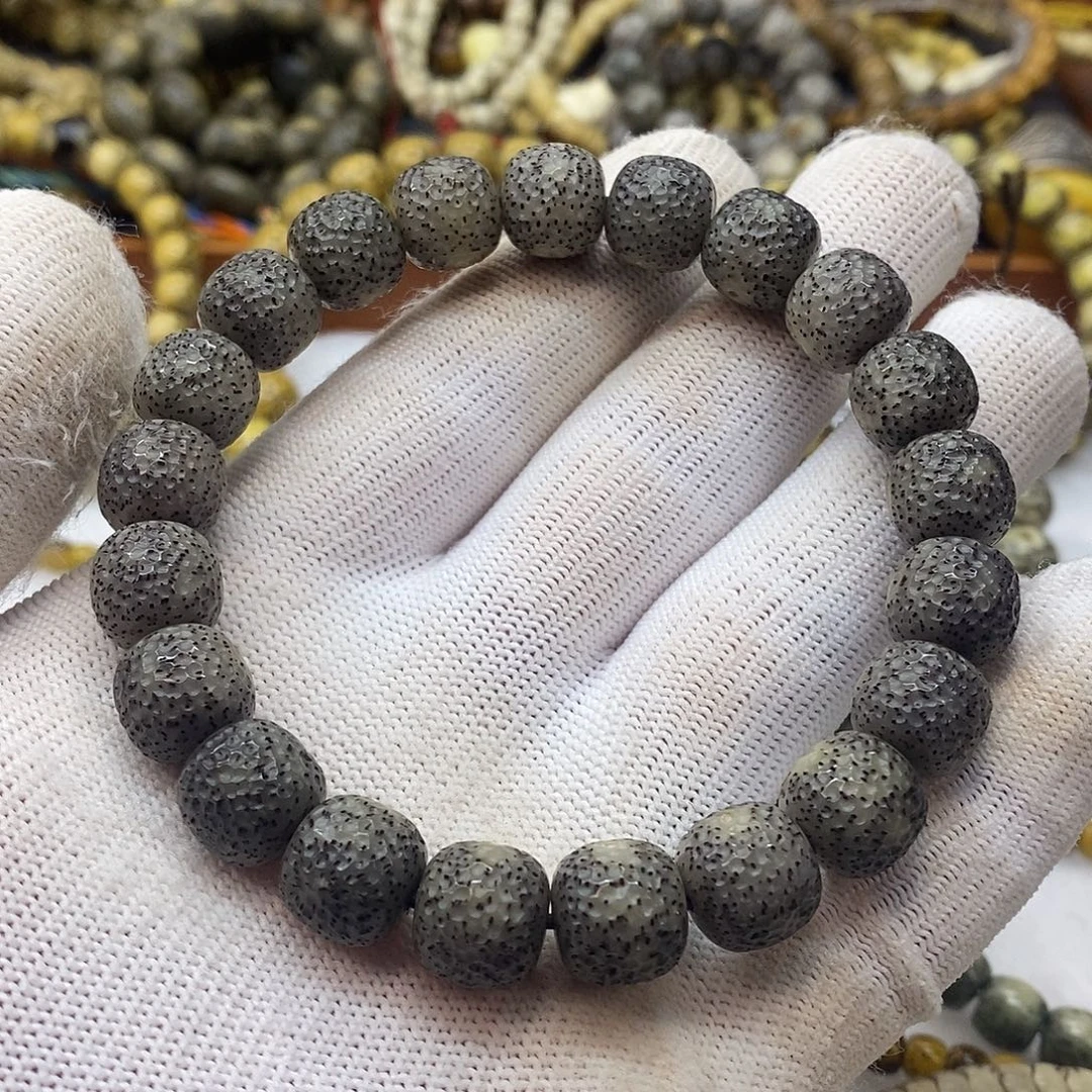 星月菩提吊坠龙鳞