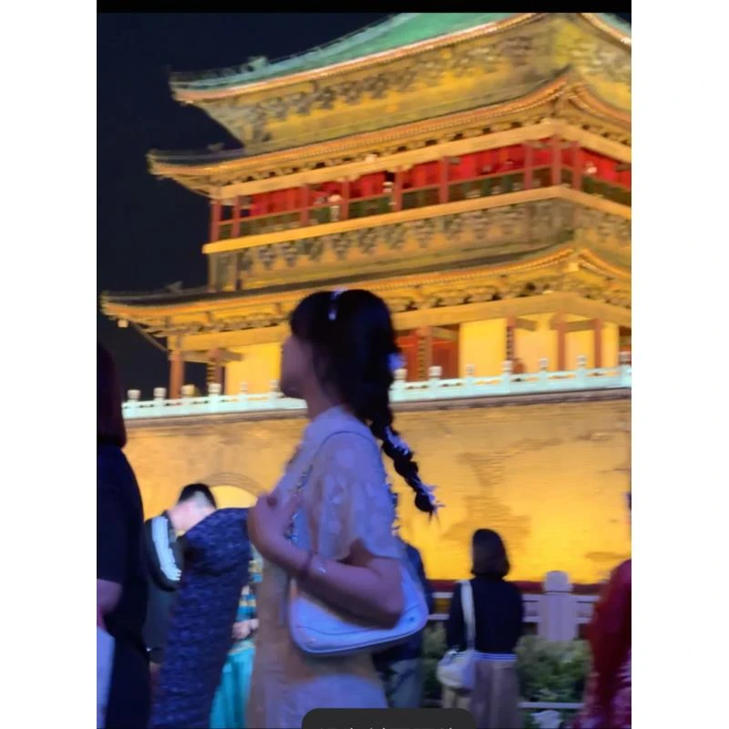 3新小众设计真皮女包时尚简约单肩斜挎包包-201-300..