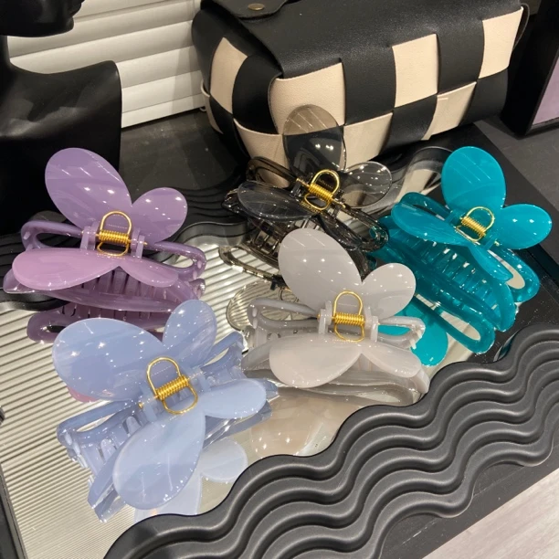 E4552 韩系蝴蝶抓夹8cm鲨鱼夹发夹女后脑勺2025新款夏日彩色发饰