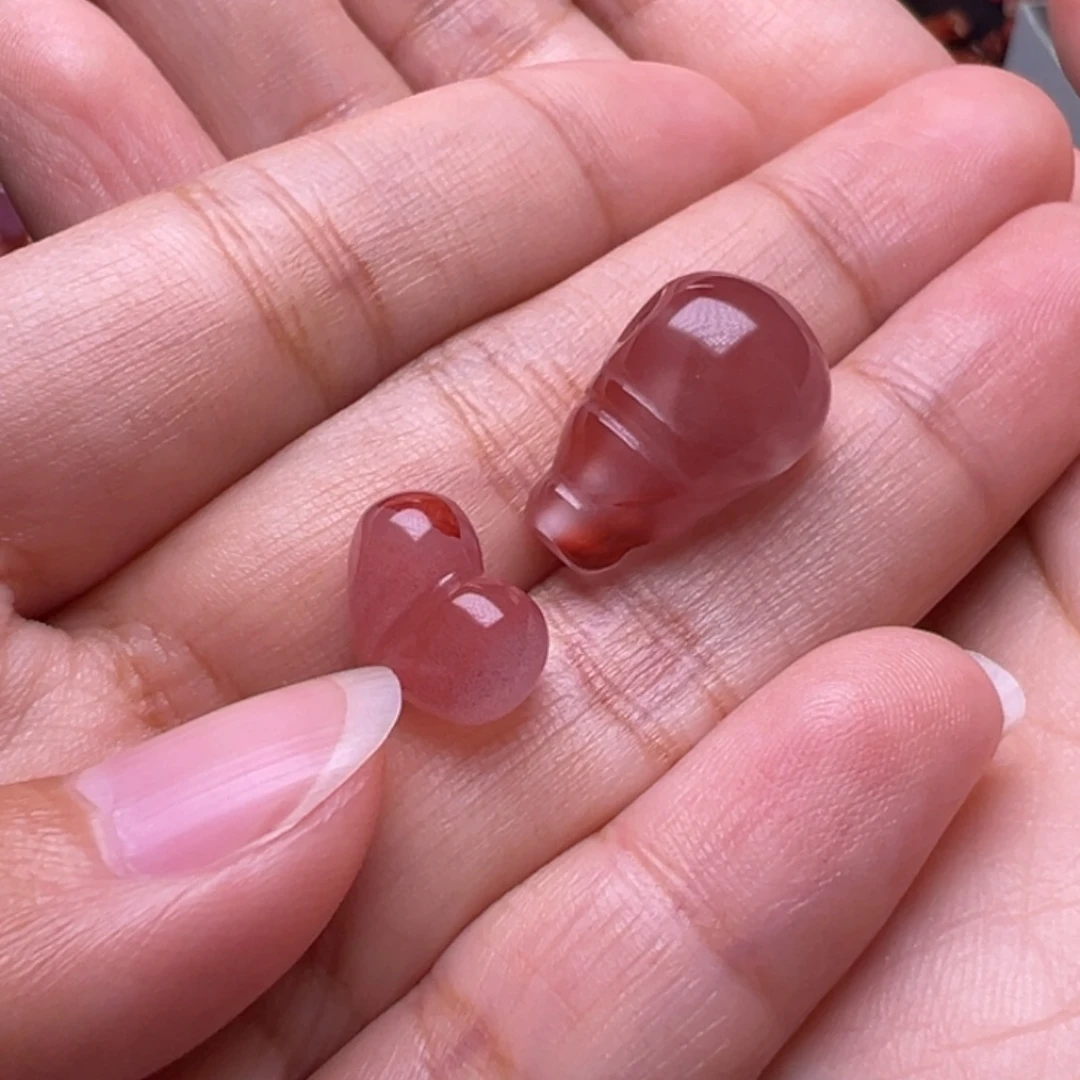 财***通南红玛瑙未镶嵌珠宝奇石