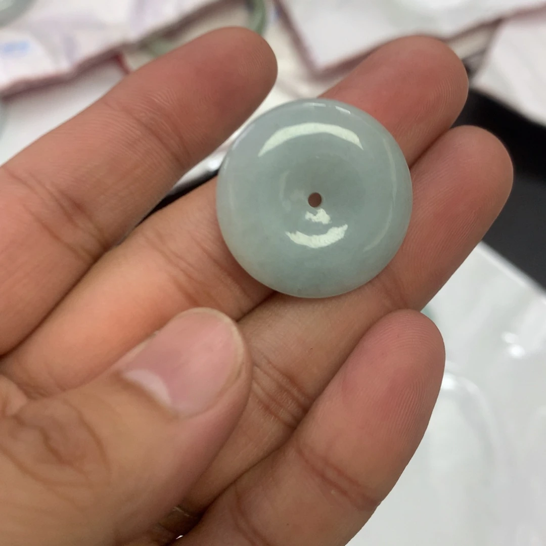 未镶嵌手镯翡翠天然缅甸翡翠手镯