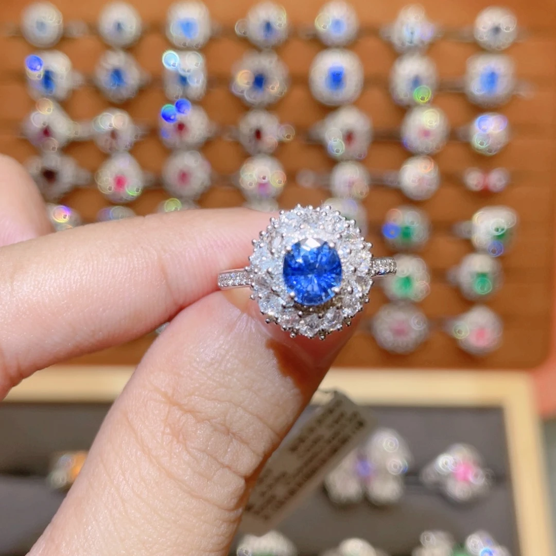 戒指18K金镶嵌蓝宝石1.2ct