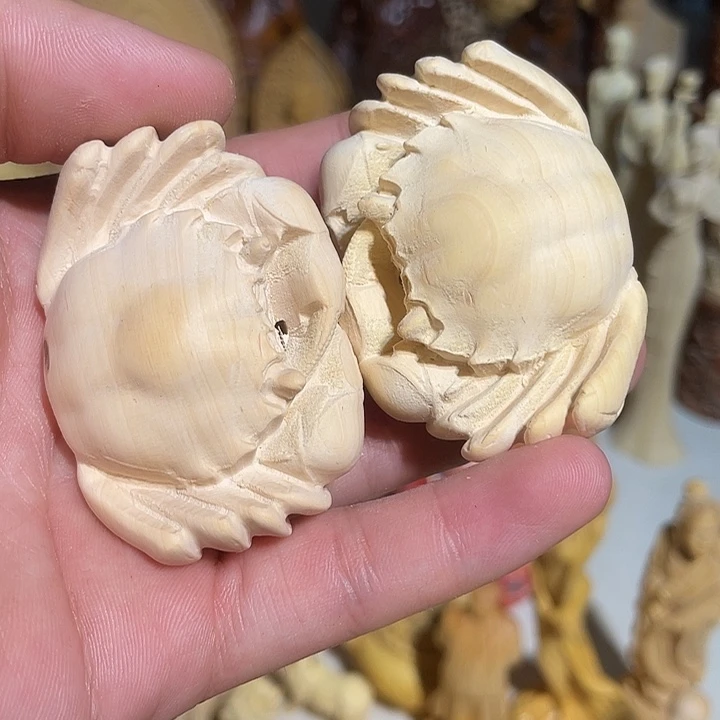 黄杨木小瑕疵螃蟹一对