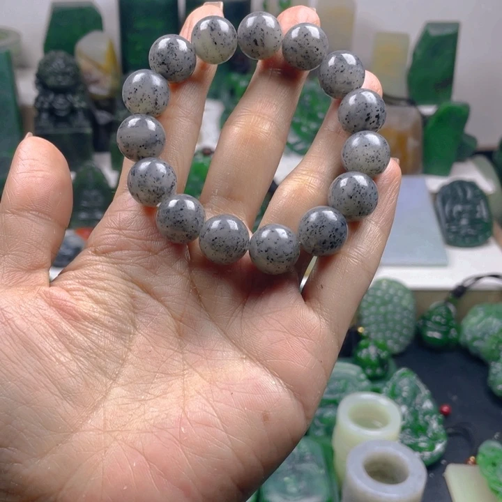 和田玉（糖玉）未镶嵌珠宝半成品