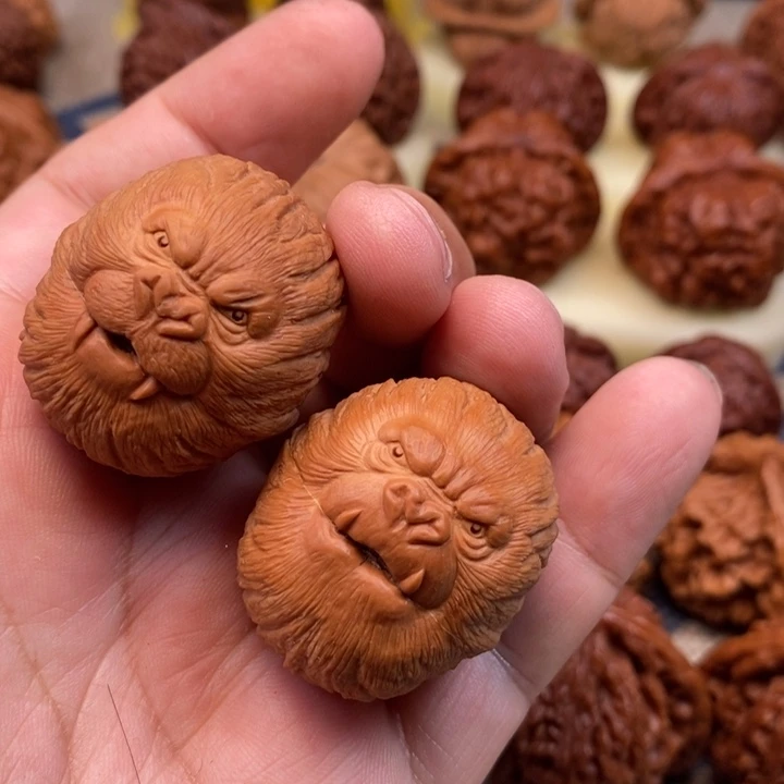 文玩核桃把件嘞****核桃