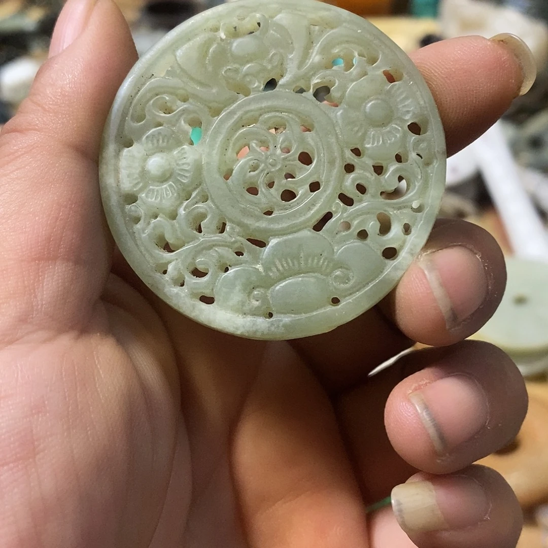 和田玉（糖玉）未镶嵌挂件