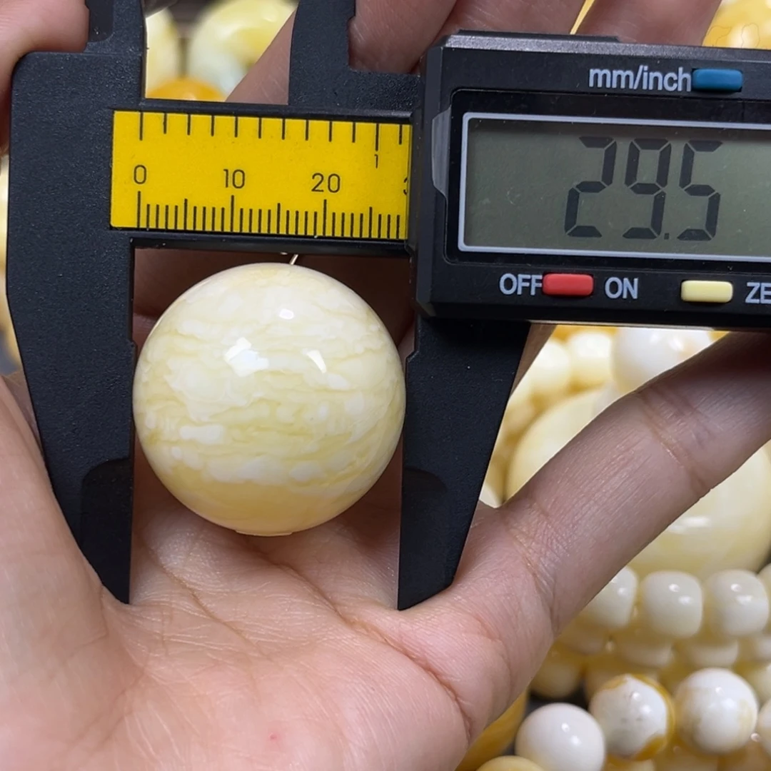 琥珀未镶嵌手串……