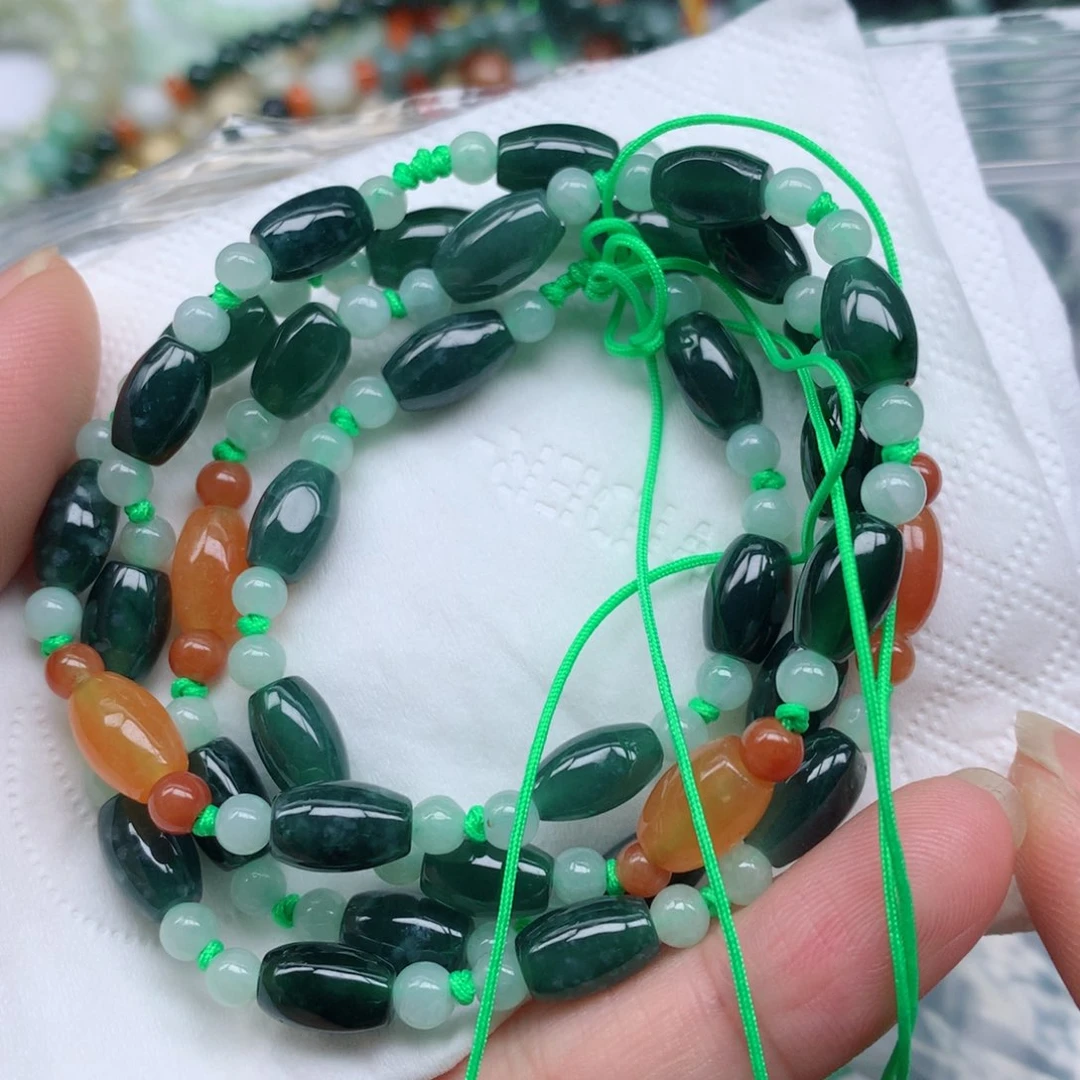 颈饰未镶嵌翡翠翡翠