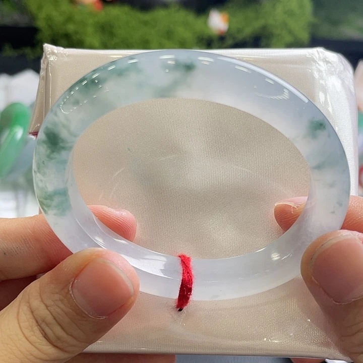 翡翠手镯未镶嵌54贵妃