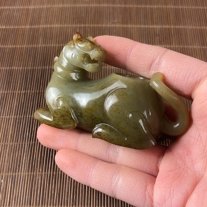 适***王和田玉未镶嵌挂件