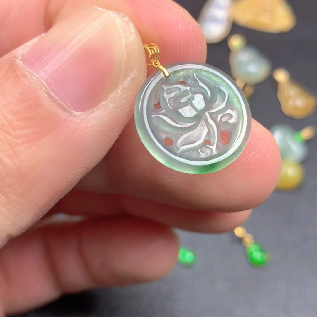 【闪购商品】颈饰18K金镶嵌翡翠翡翠