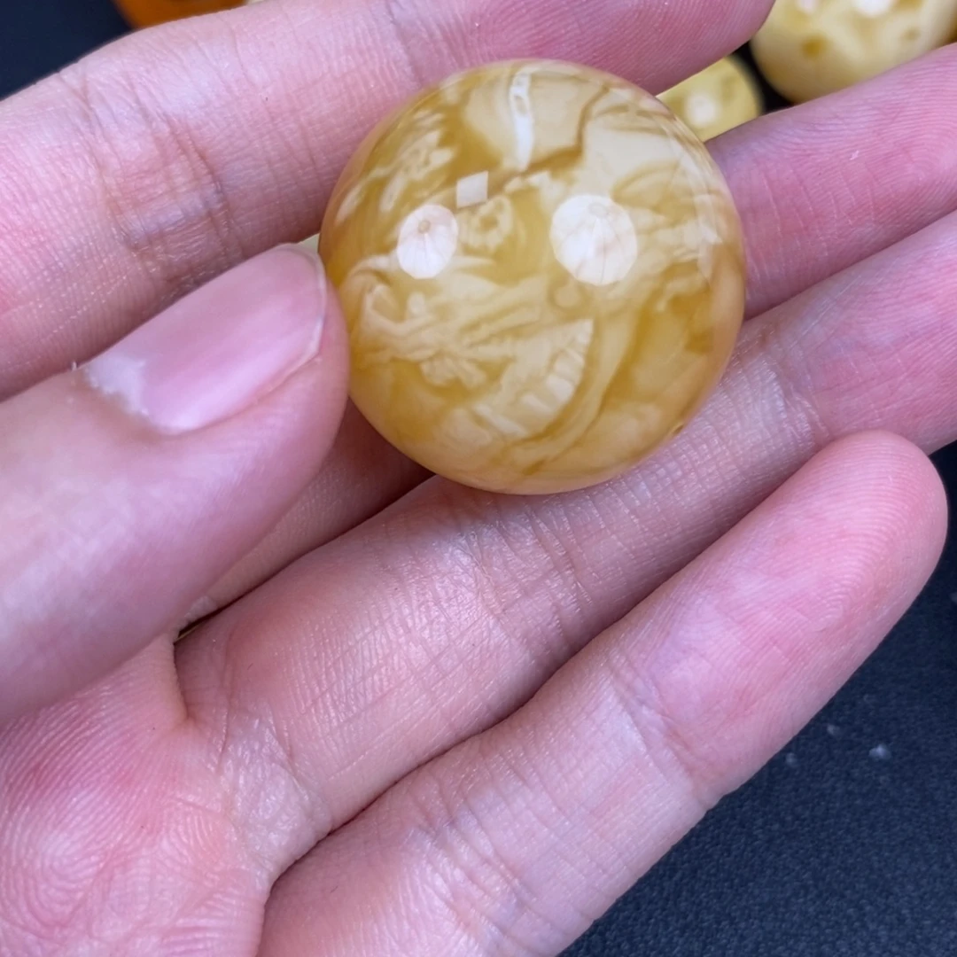 裸石琥珀未镶嵌虎皮56