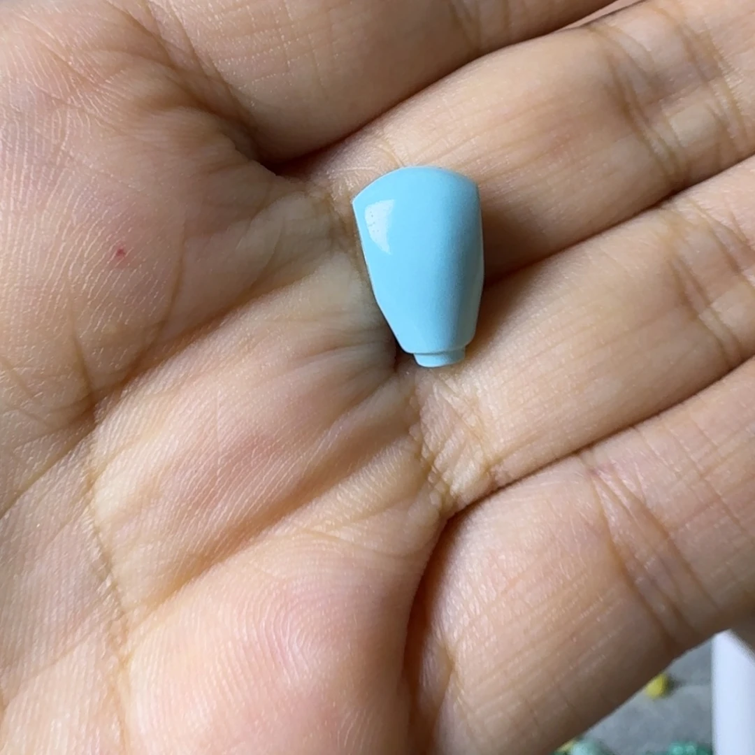 ****绿松石未镶嵌配饰