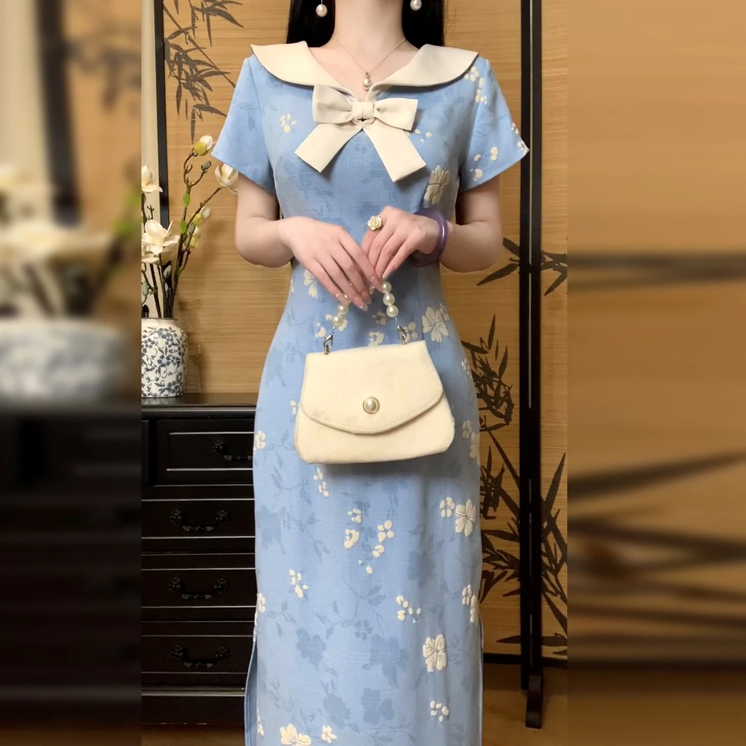 新中式蓝色短袖碎花连衣裙子女夏季2025新款温柔气质收腰包臀裙