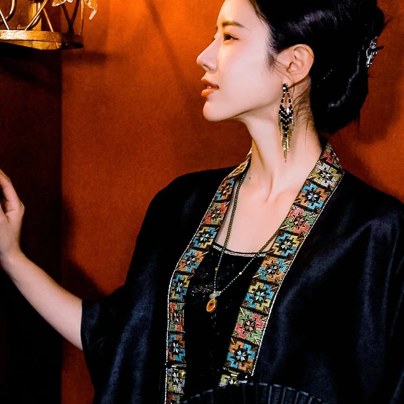 复古日记“十字绣”100桑蚕丝香云纱绣花直领新国风外套25EWS699