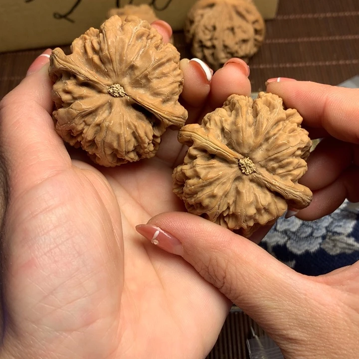 吊坠文玩核桃三*粗筋