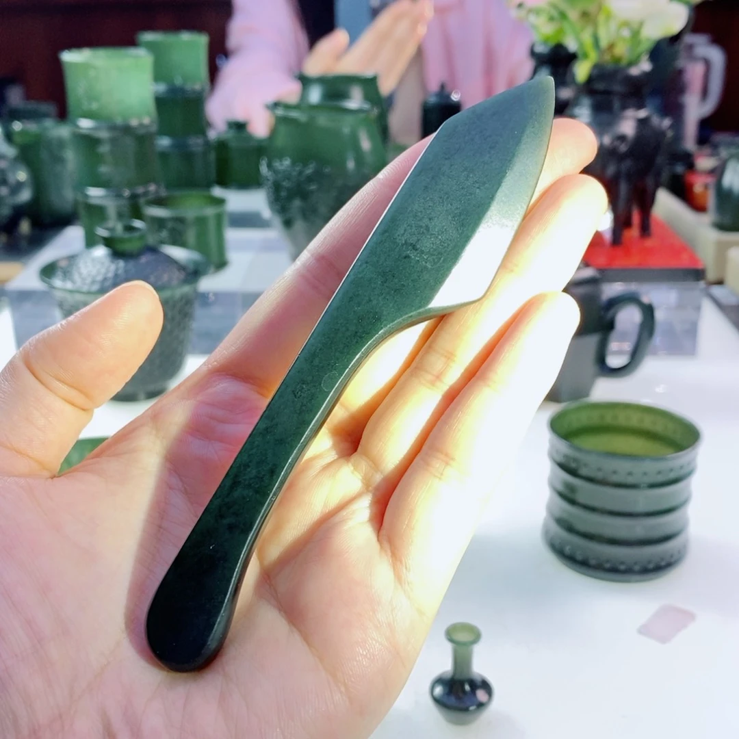 和田玉（青玉）未镶嵌摆件