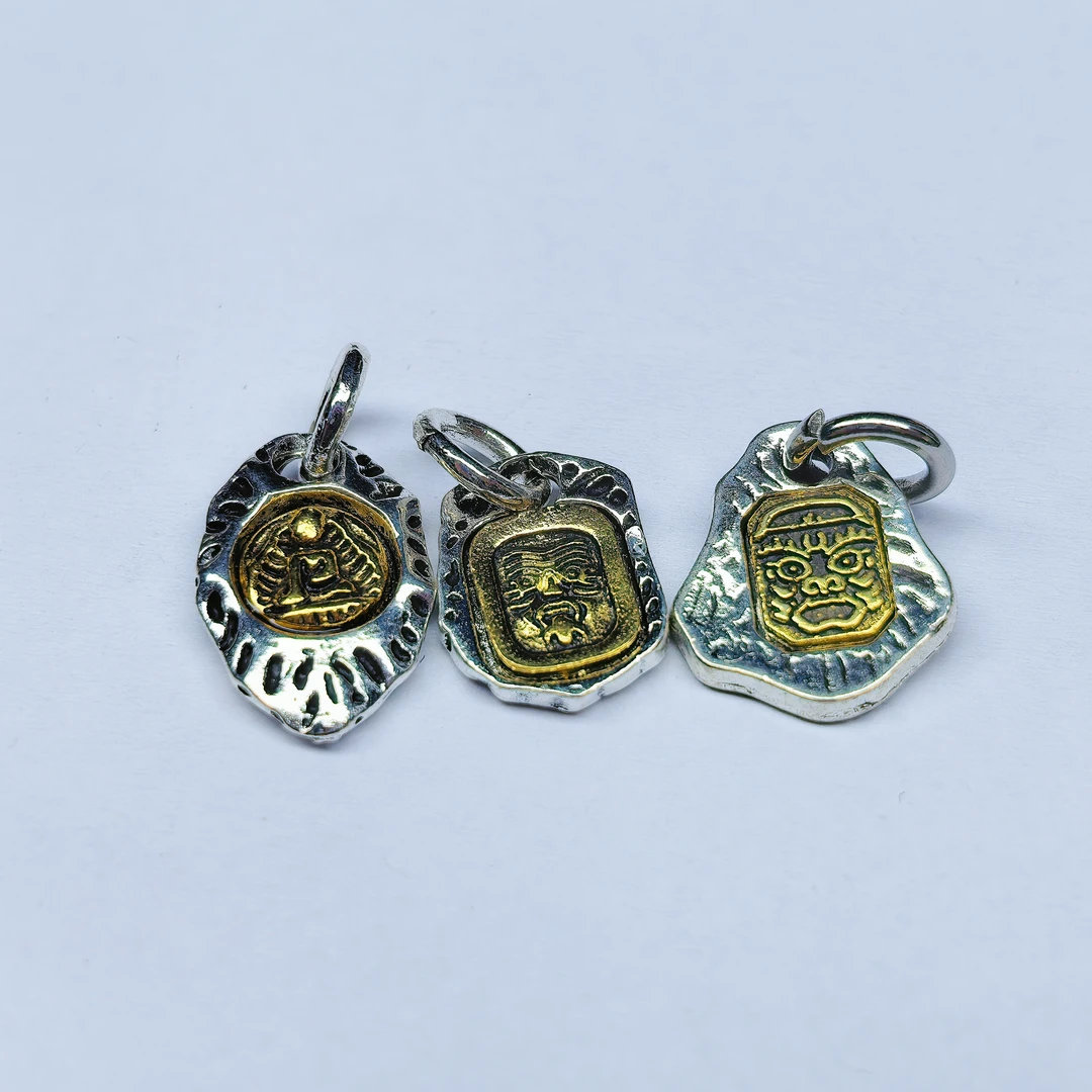 302A文玩配饰扎基无相白哈尔王（侧挂滴溜）