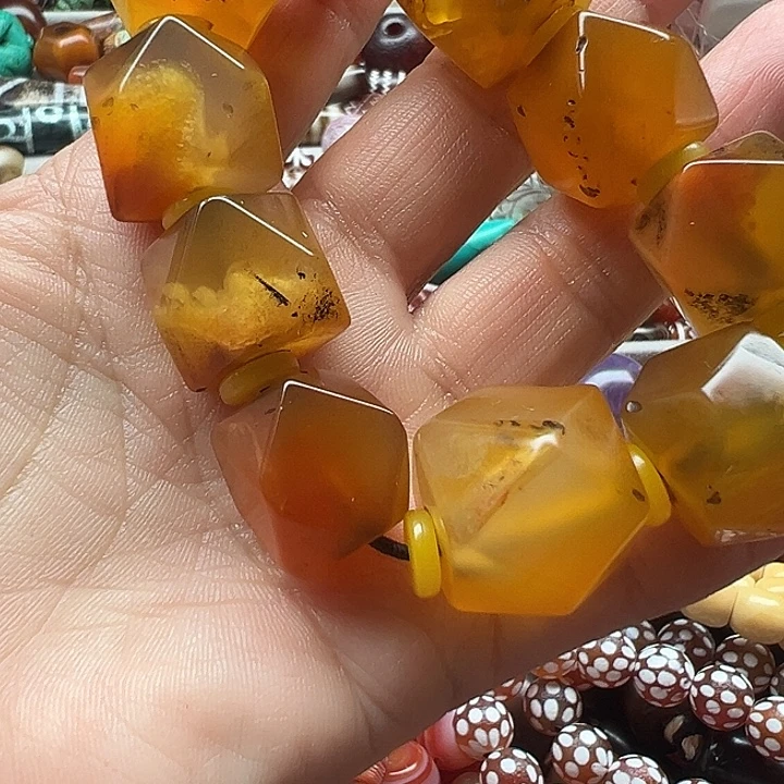 玛瑙/玉髓未镶嵌颈饰