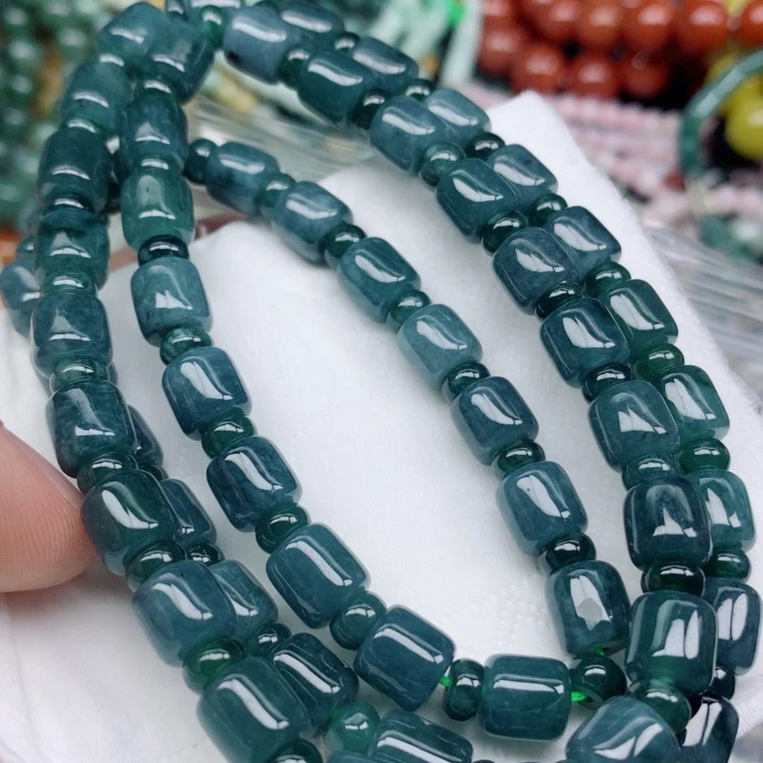 翡翠未镶嵌颈饰珠子