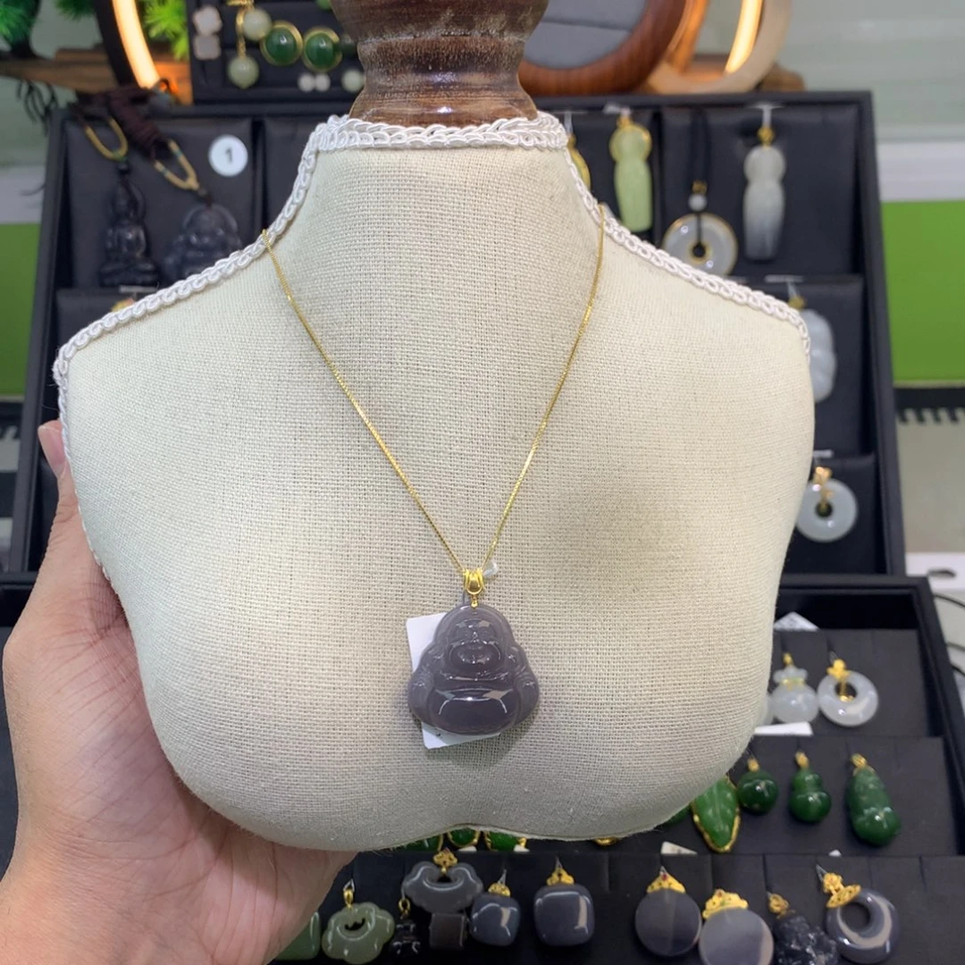 和田玉18K金镶嵌吊坠(赠链)