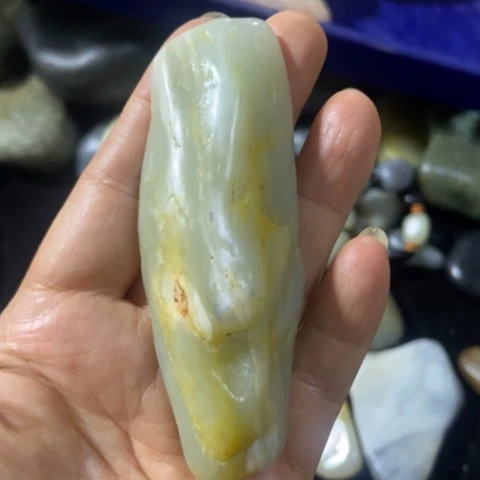 和田玉（糖玉）未镶嵌车挂