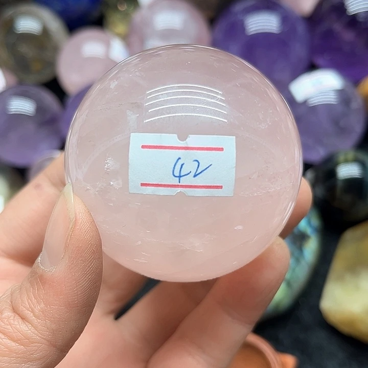 水晶255克粉水晶球未镶嵌