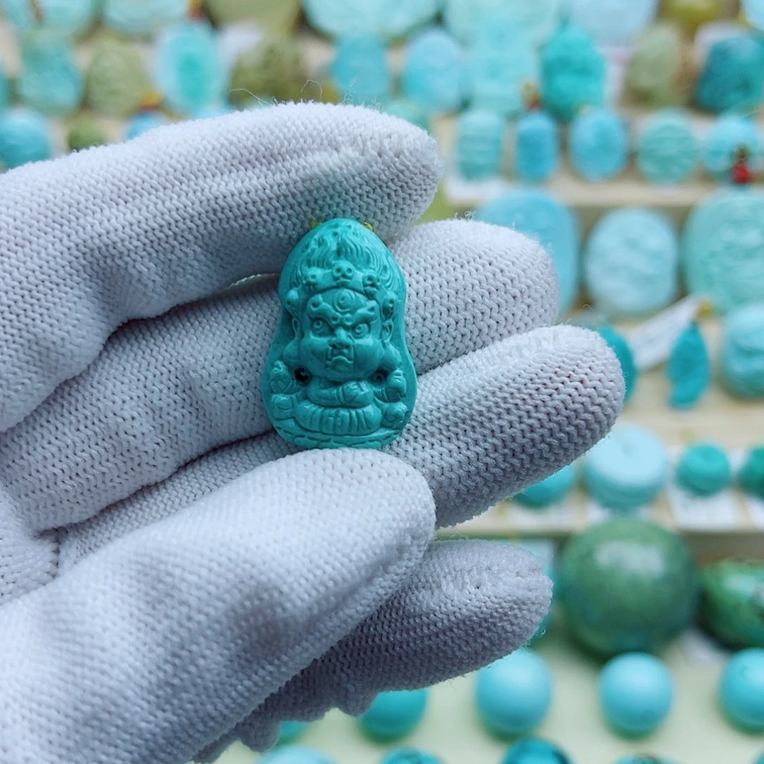 绿松石未镶嵌珠宝奇石